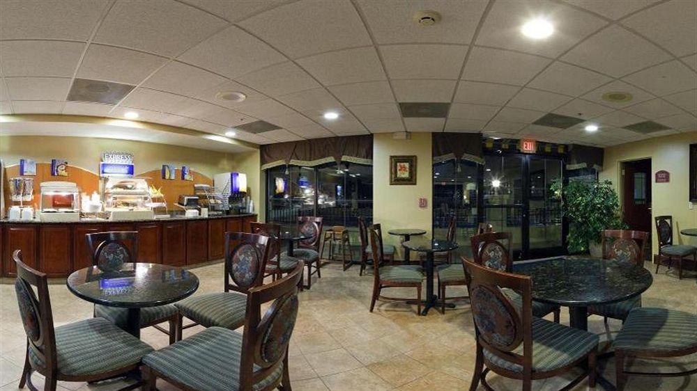 Holiday Inn Express & Suites Charlotte Arpt-Belmont By Ihg Kültér fotó