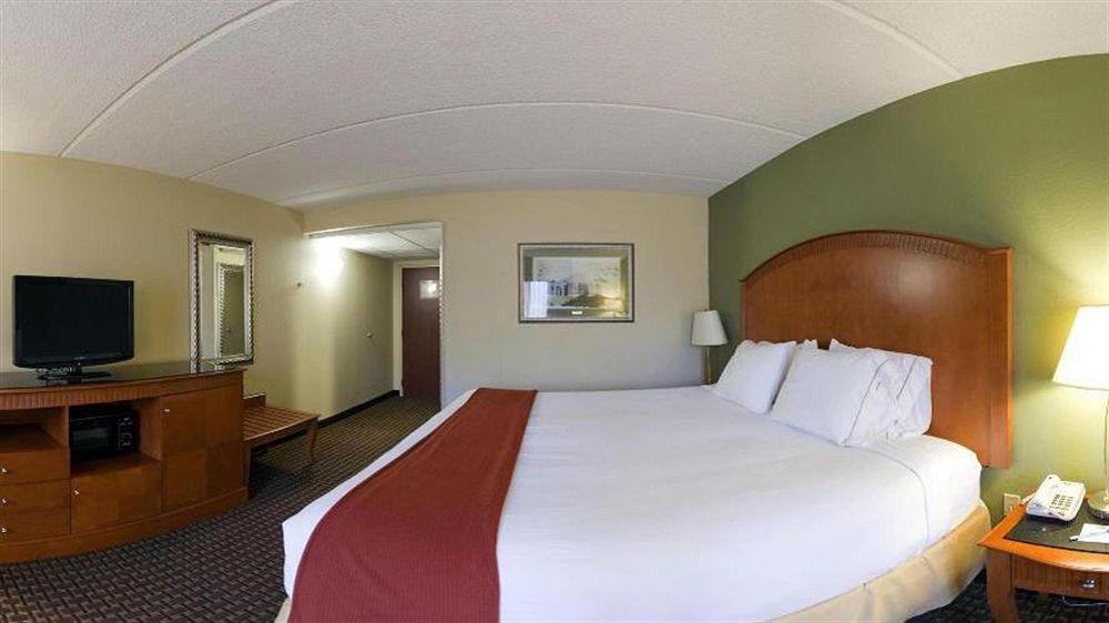 Holiday Inn Express & Suites Charlotte Arpt-Belmont By Ihg Kültér fotó