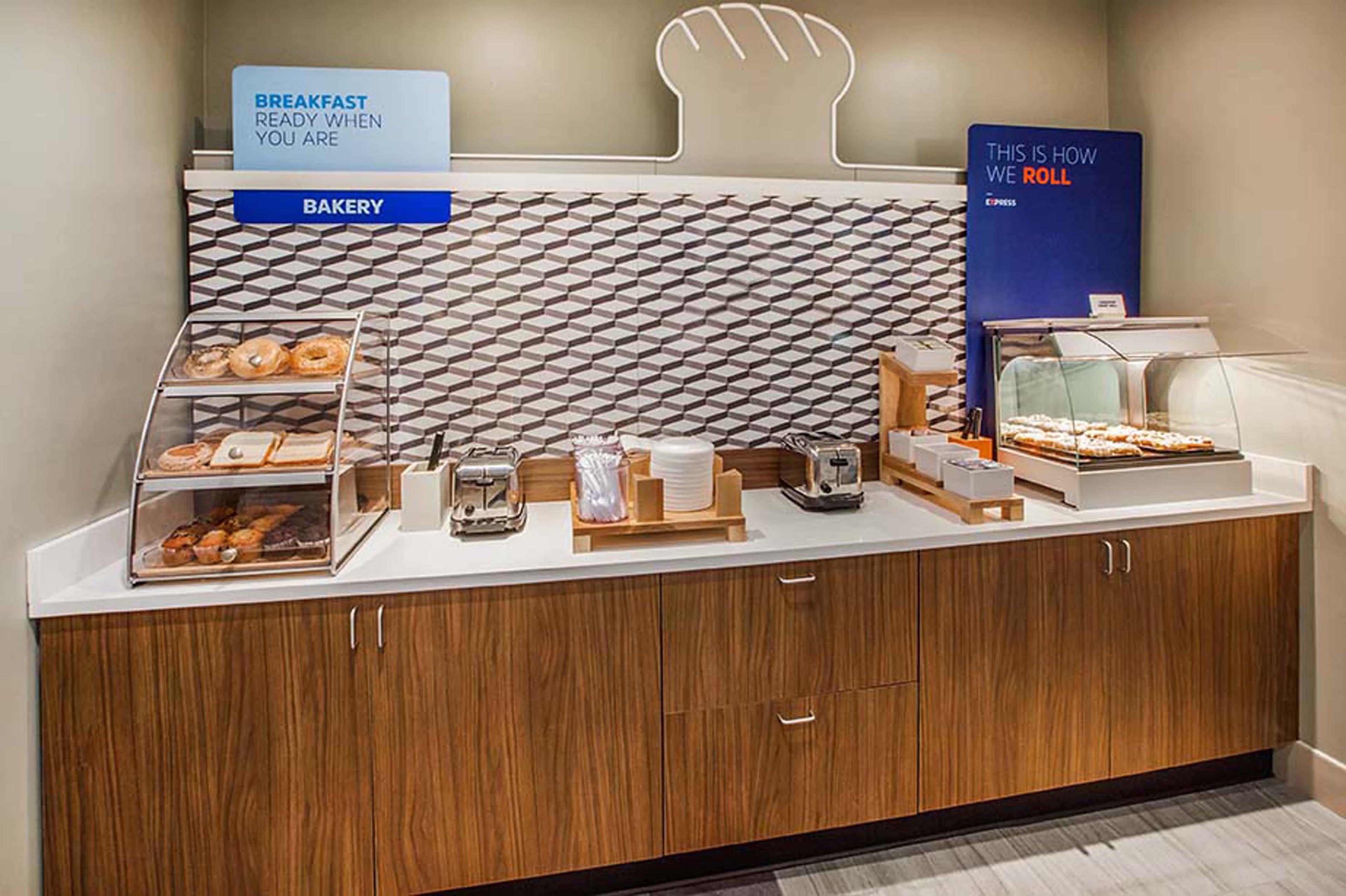 Holiday Inn Express & Suites Charlotte Arpt-Belmont By Ihg Kültér fotó