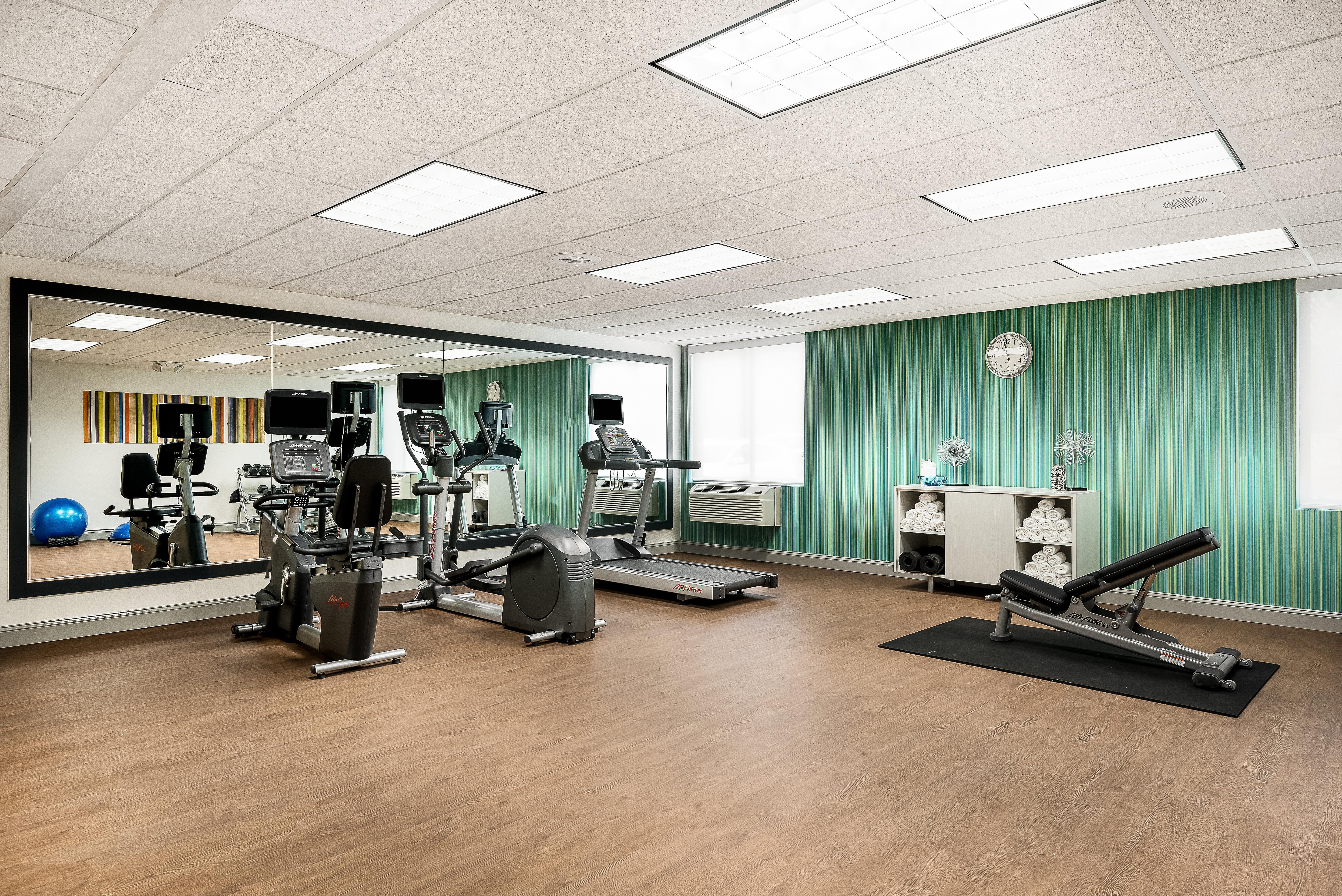 Holiday Inn Express & Suites Charlotte Arpt-Belmont By Ihg Kültér fotó